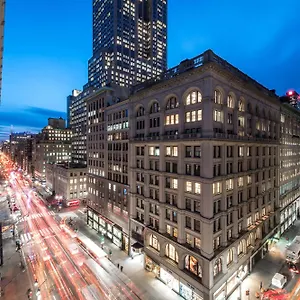 U Fifth Avenue, Empire State Building Hotell